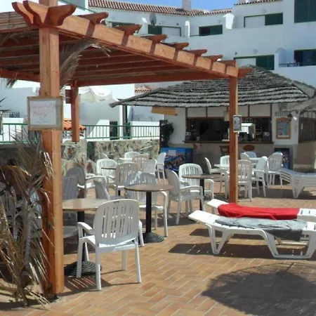 Alondras Park Apartment *