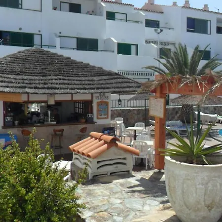 Alondras Park Apartment *